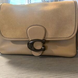 Coach Soft Tabby, Honey Brown.